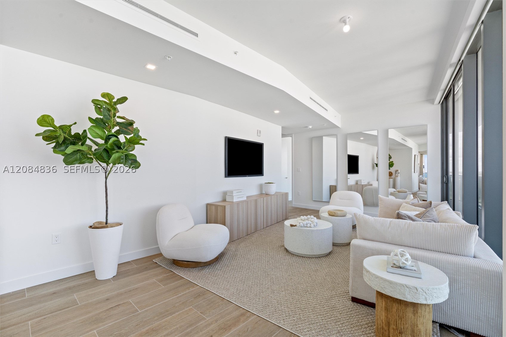 900 N Ocean Blvd #1506, Pompano Beach FL 33062