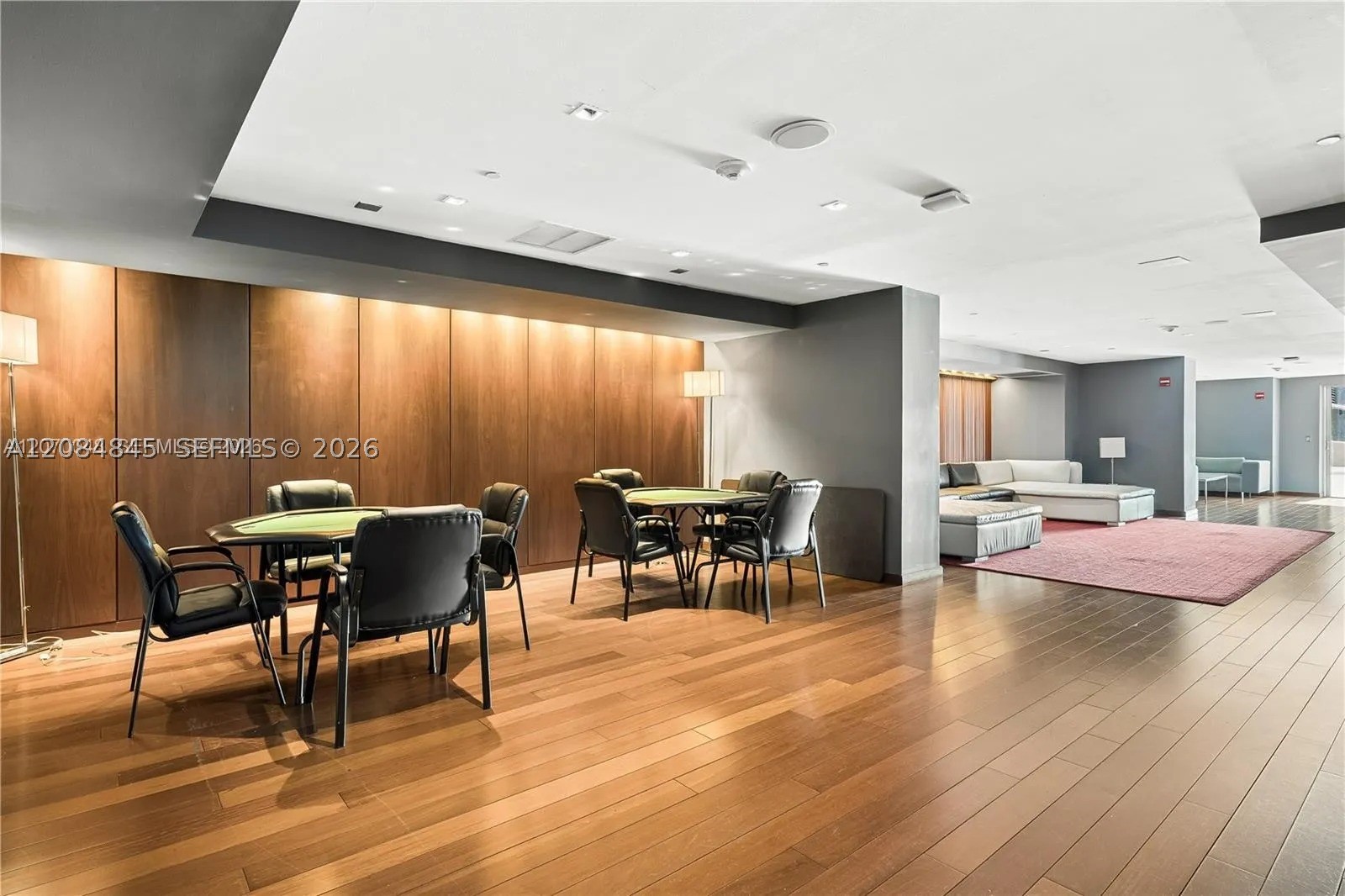 335 S Biscayne Blvd #2506, Miami FL 33131