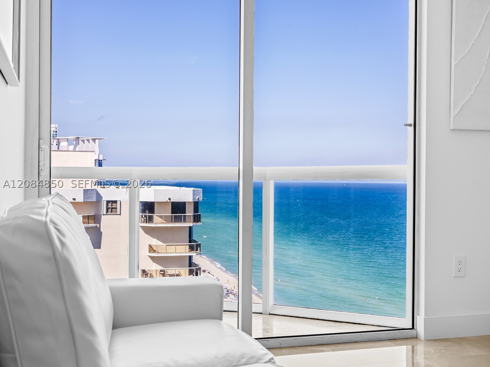 6365 Collins Ave #1911, Miami Beach FL 33141