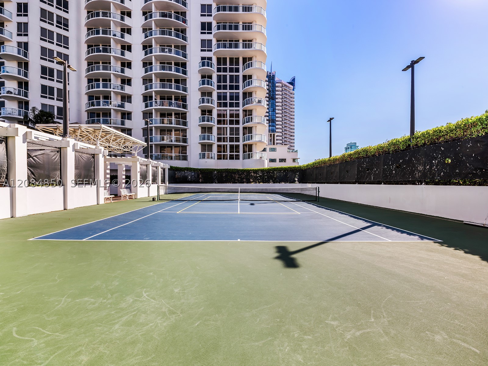 6365 Collins Ave #1911, Miami Beach FL 33141