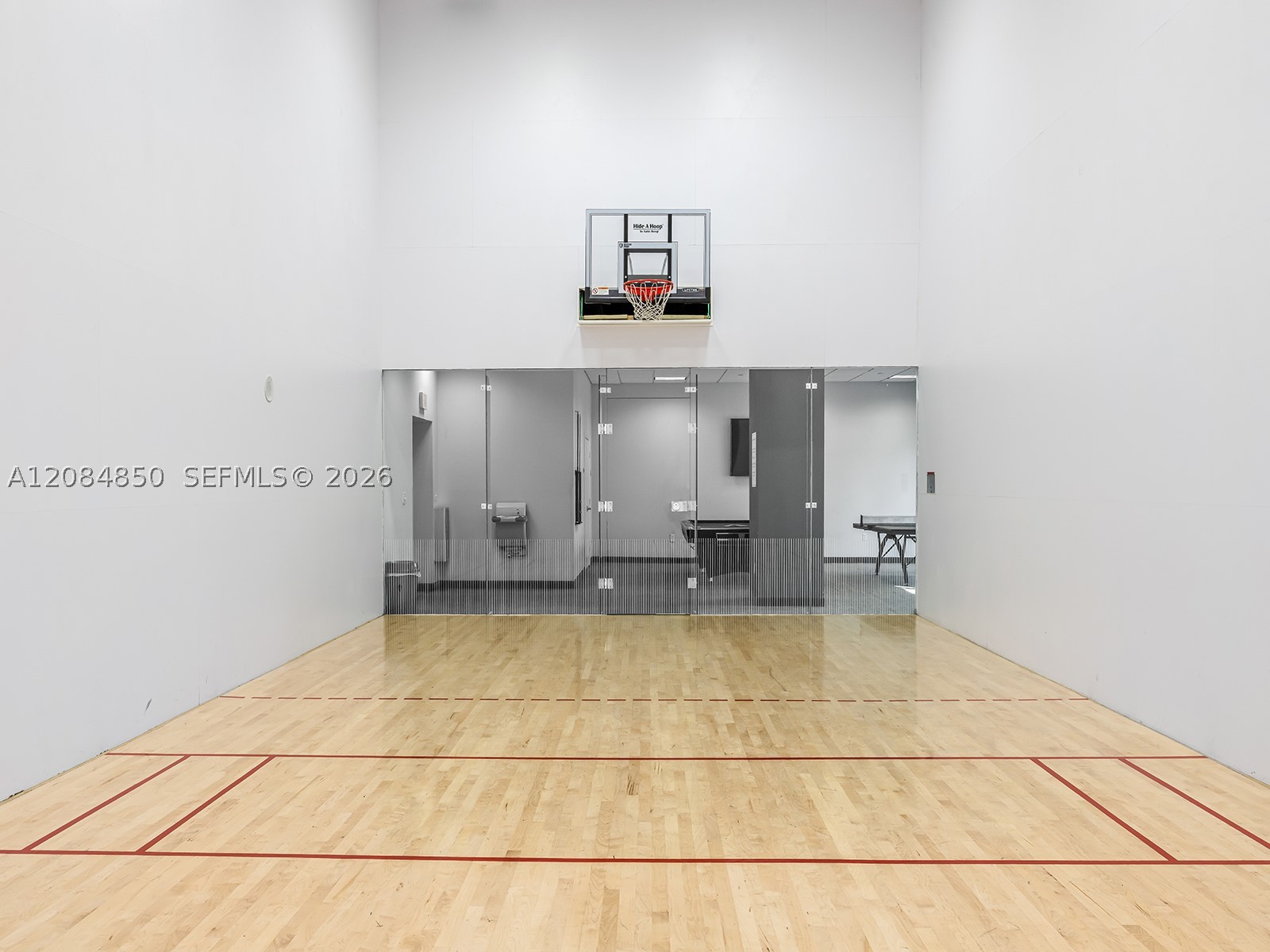 6365 Collins Ave #1911, Miami Beach FL 33141