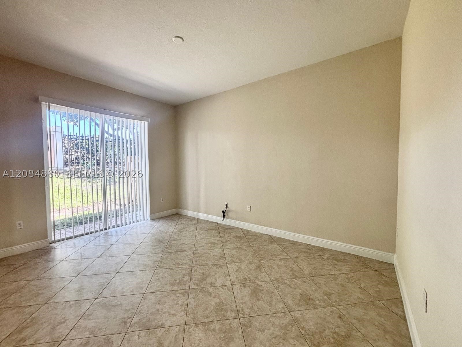 6965 Julia Gardens Dr, Coconut Creek FL 33073