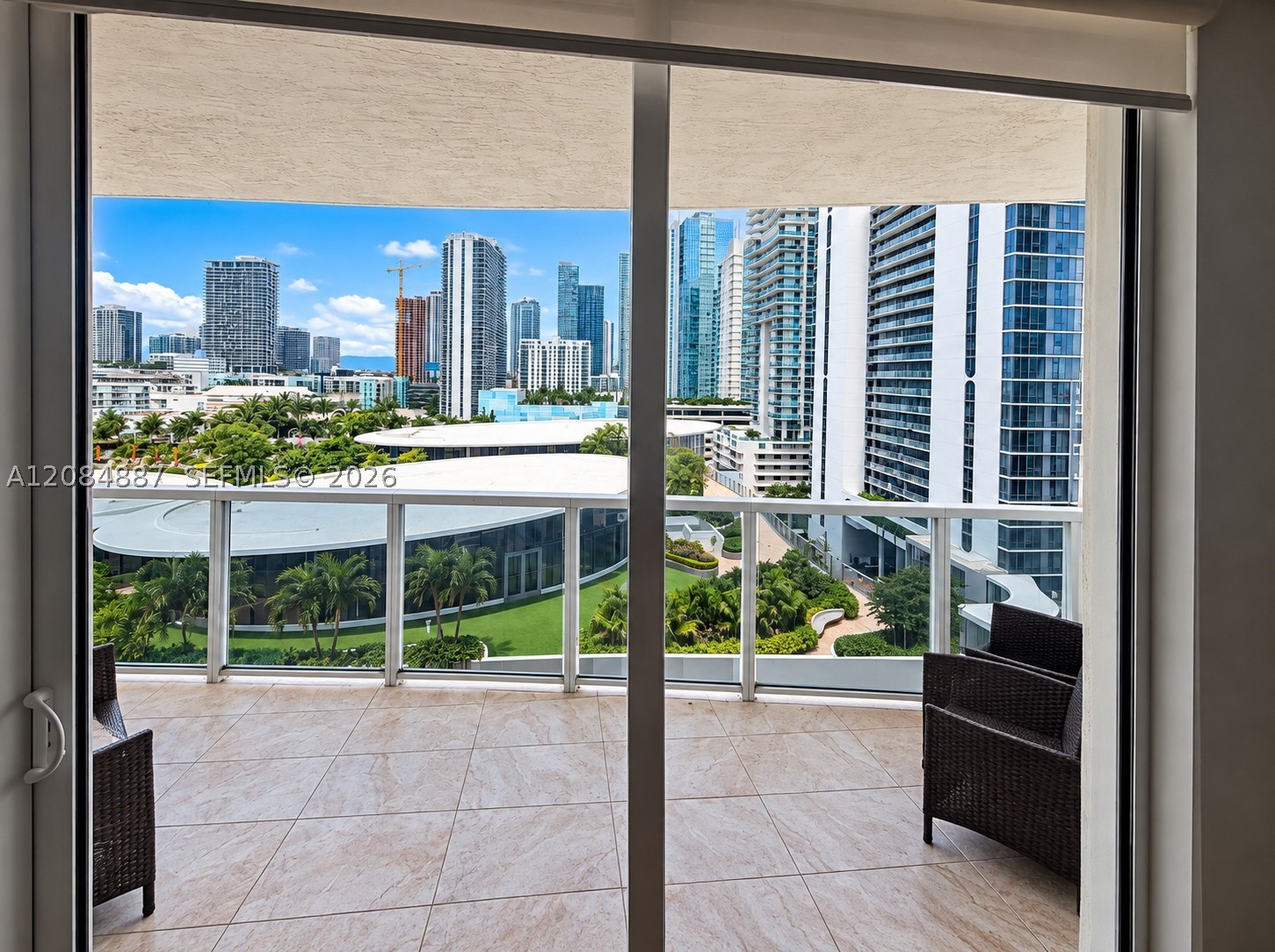 601 NE 23rd St #1501, Miami FL 33137