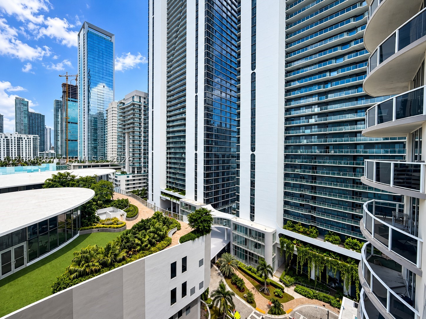 601 NE 23rd St #1501, Miami FL 33137