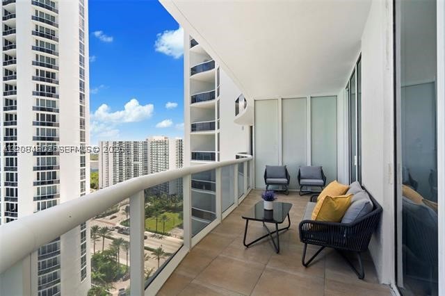 15901 Collins Ave #1502, Sunny Isles Beach FL 33160