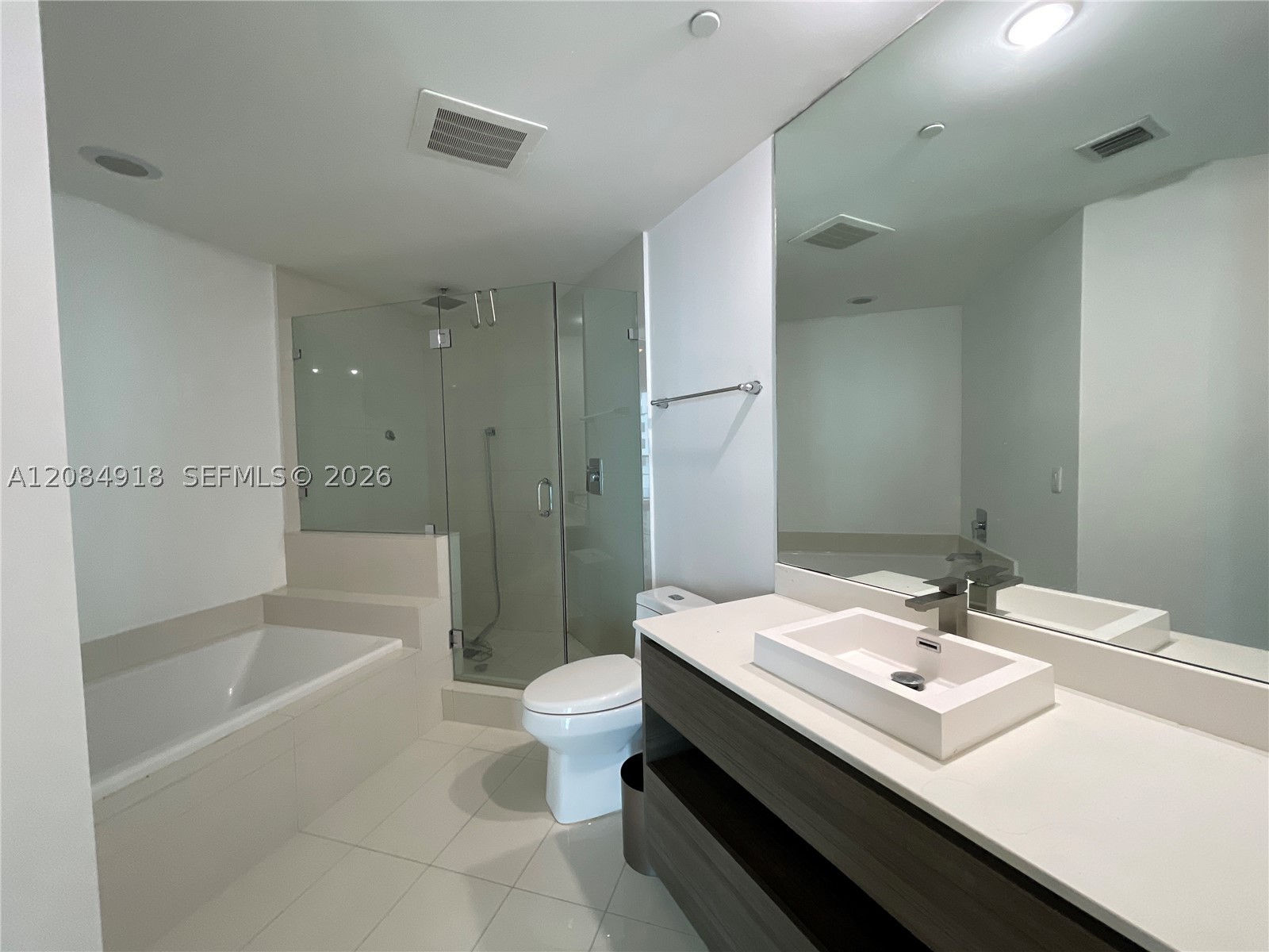 1100 S Miami Ave #1510, Miami FL 33130