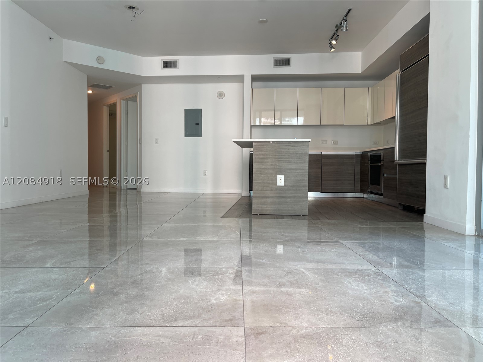 1100 S Miami Ave #1510, Miami FL 33130