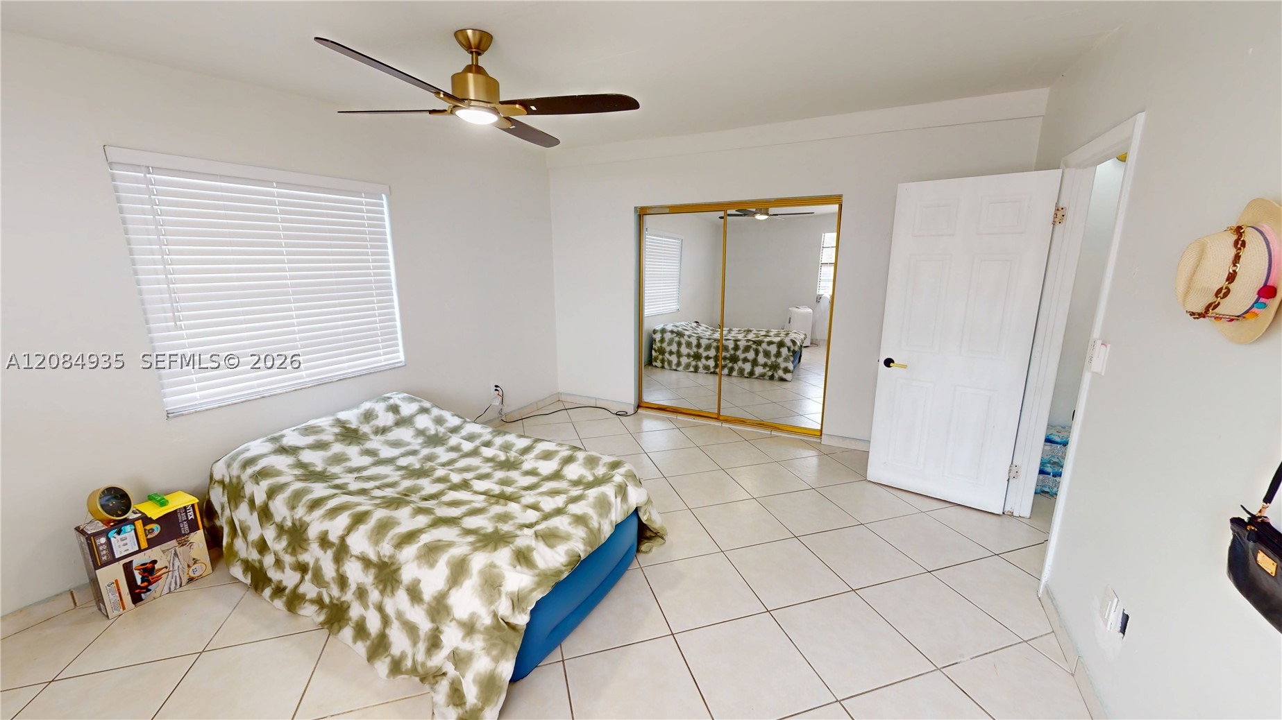 9940 SW 48th St, Miami FL 33165