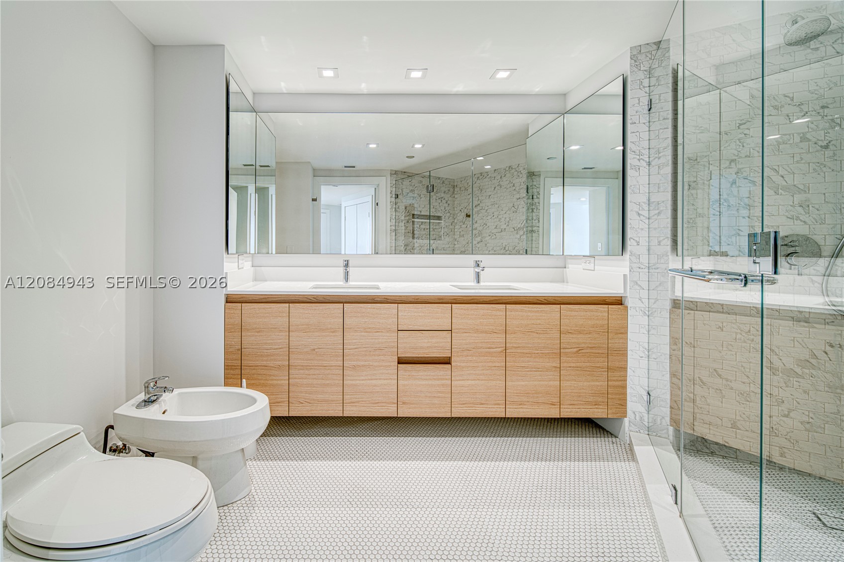 2127 Brickell Ave #1605, Miami FL 33129