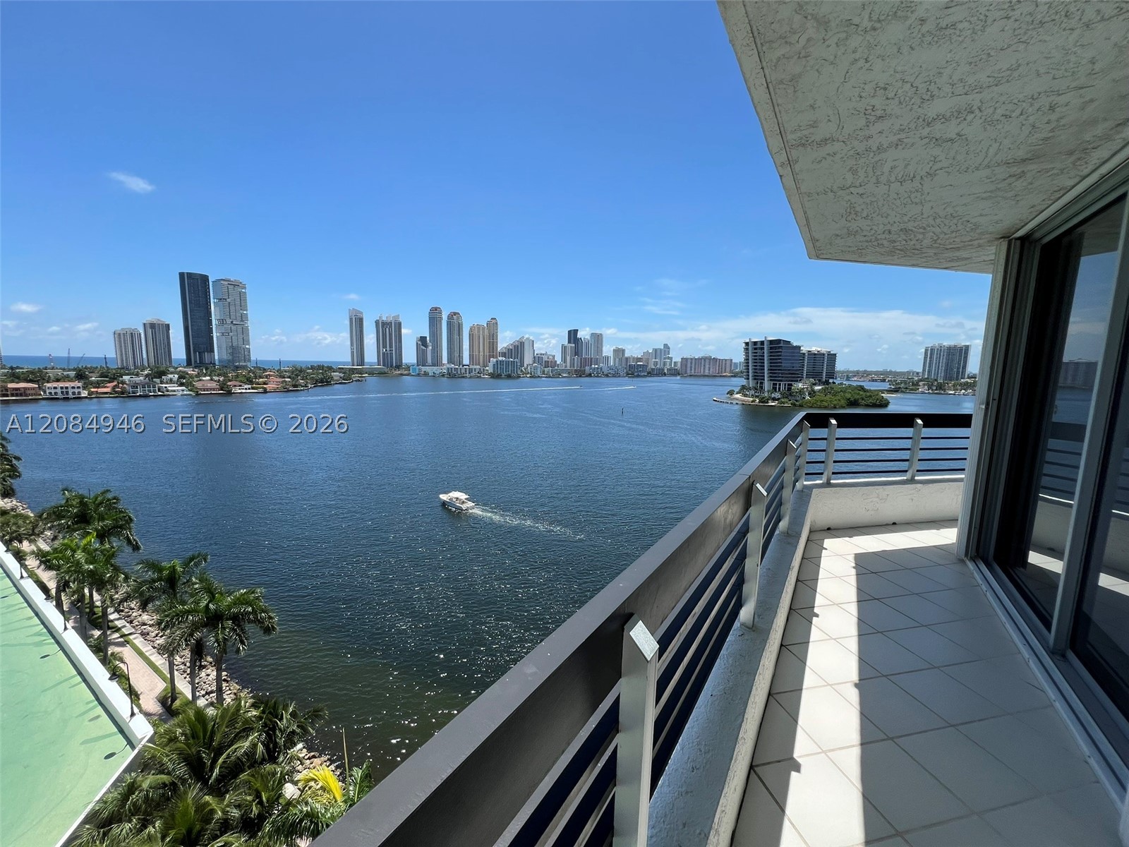 3530 Mystic Pointe Dr #1215, Aventura FL 33180