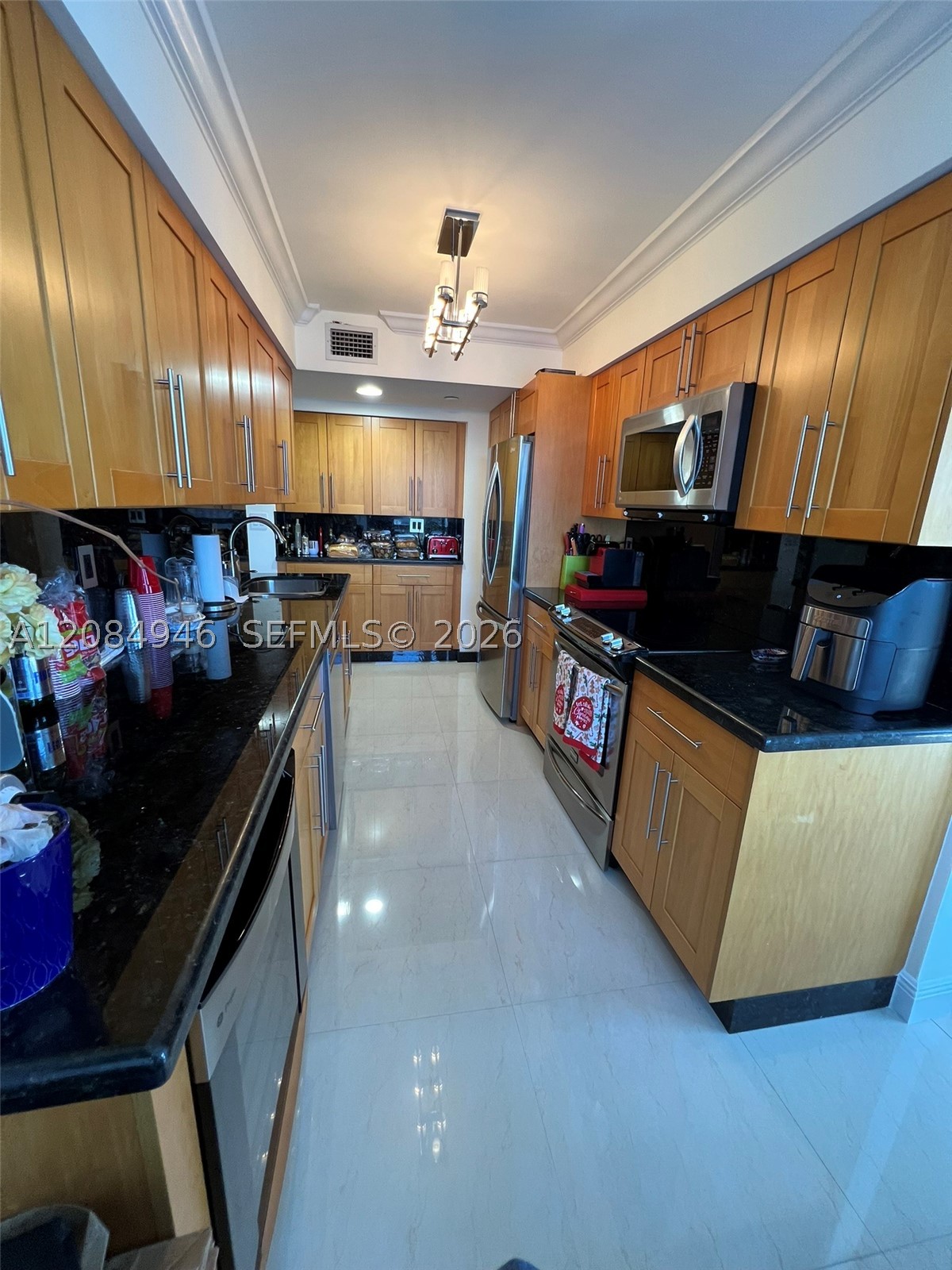 3530 Mystic Pointe Dr #1215, Aventura FL 33180