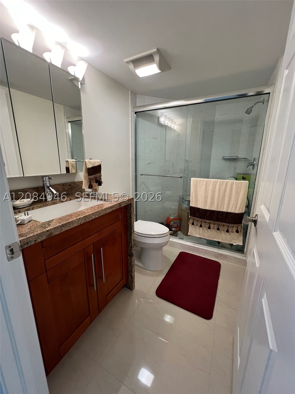 3530 Mystic Pointe Dr #1215, Aventura FL 33180