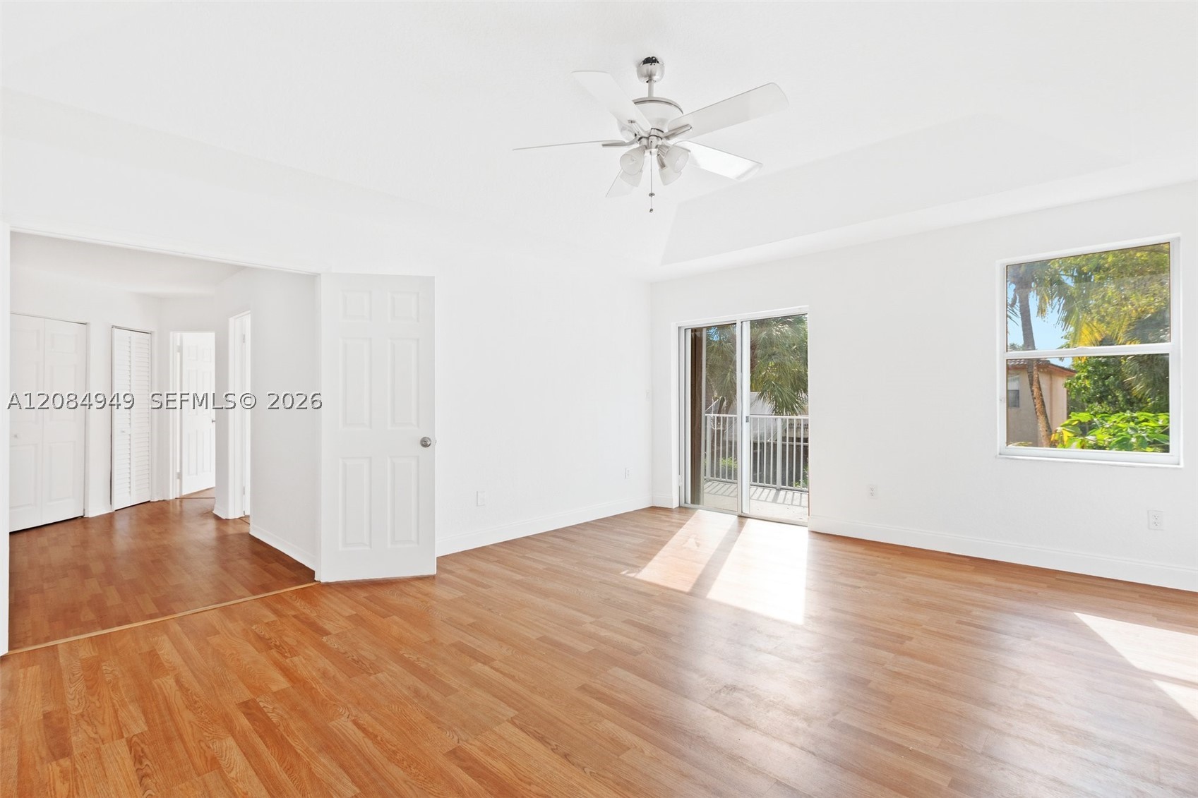 15842 SW 14th St, Pembroke Pines FL 33027