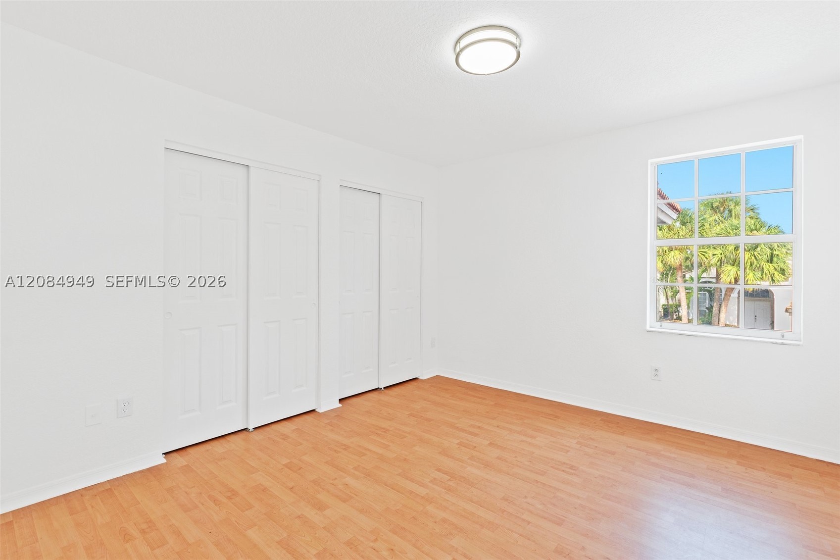 15842 SW 14th St, Pembroke Pines FL 33027