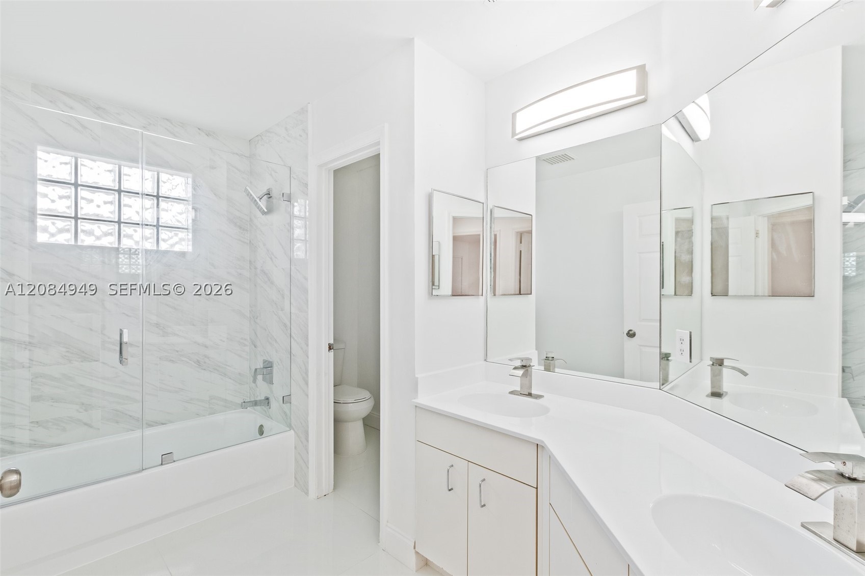 15842 SW 14th St, Pembroke Pines FL 33027
