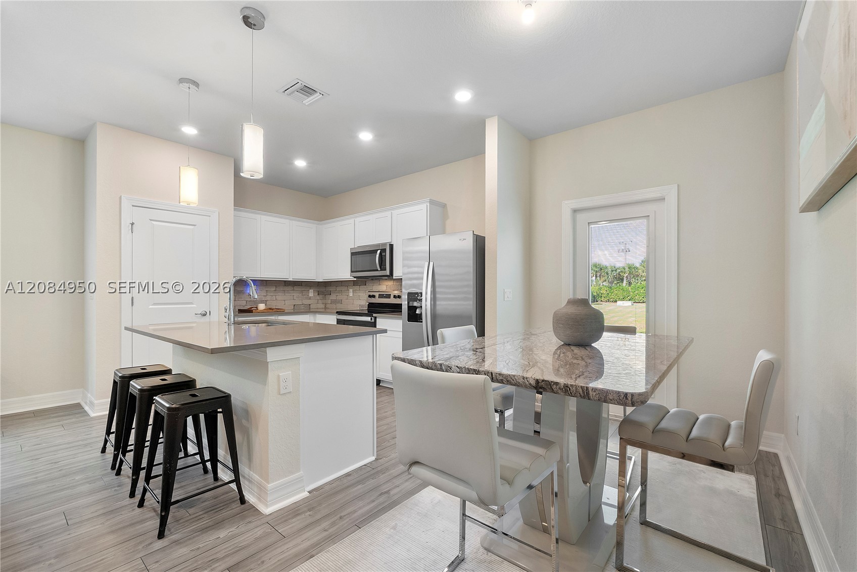 2905 Olivia Ave, Lauderdale Lakes FL 33311