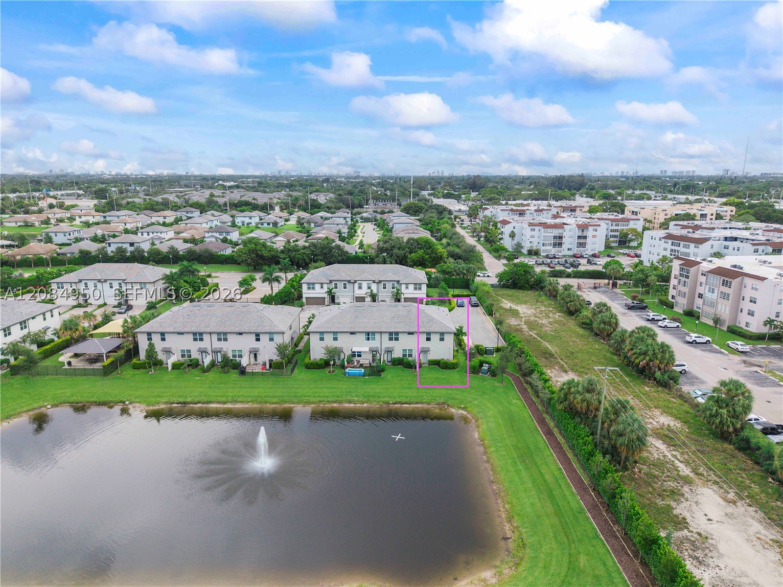 2905 Olivia Ave, Lauderdale Lakes FL 33311