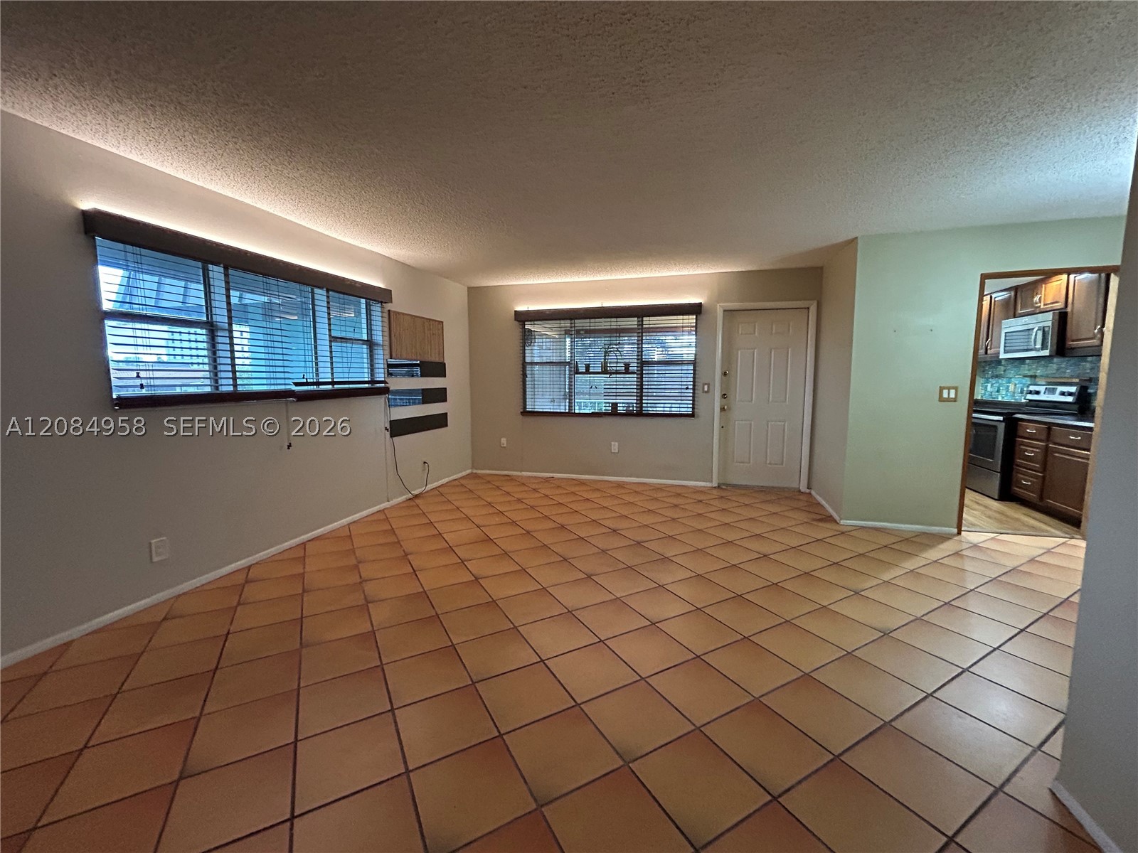 250 Layne Blvd #310, Hallandale Beach FL 33009