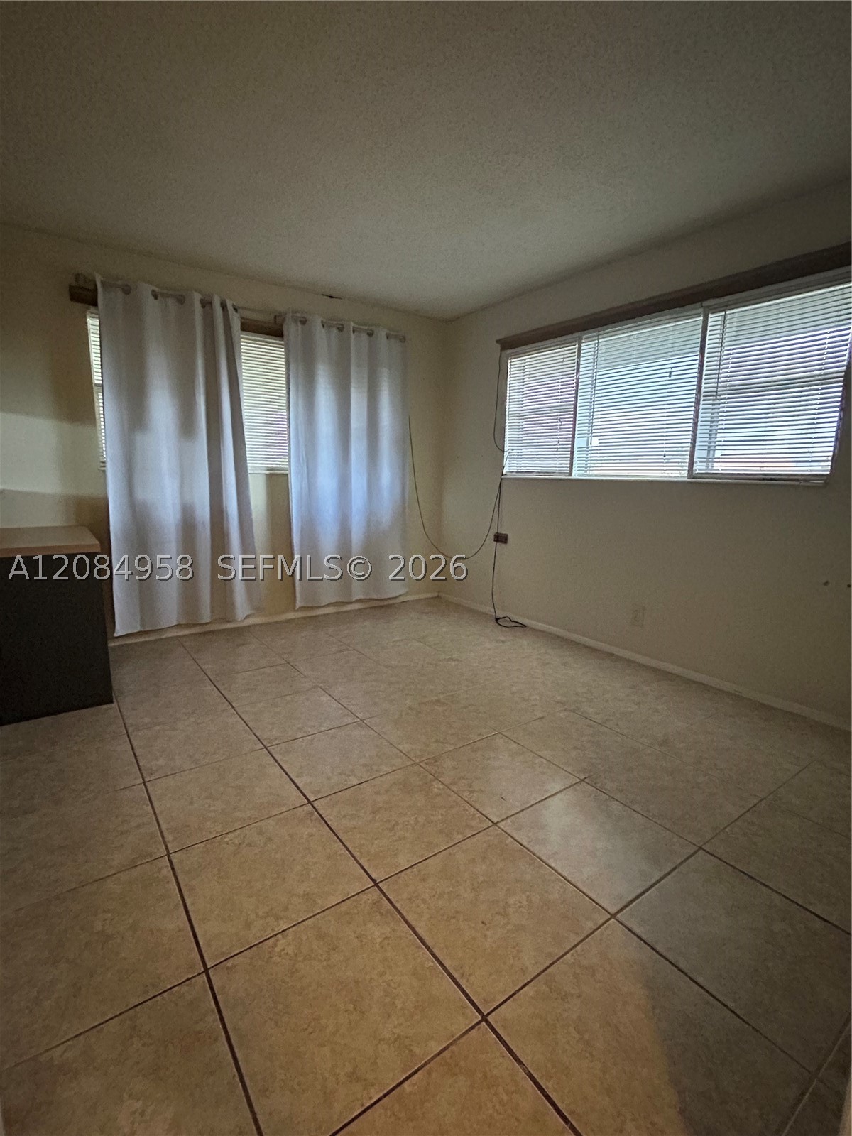 250 Layne Blvd #310, Hallandale Beach FL 33009
