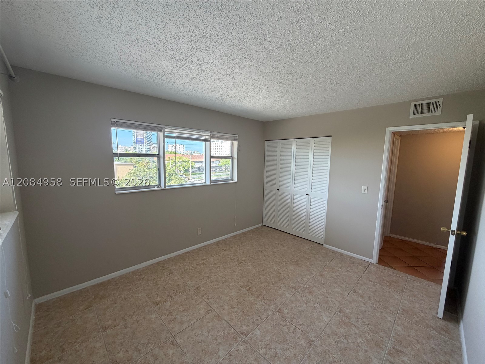 250 Layne Blvd #310, Hallandale Beach FL 33009