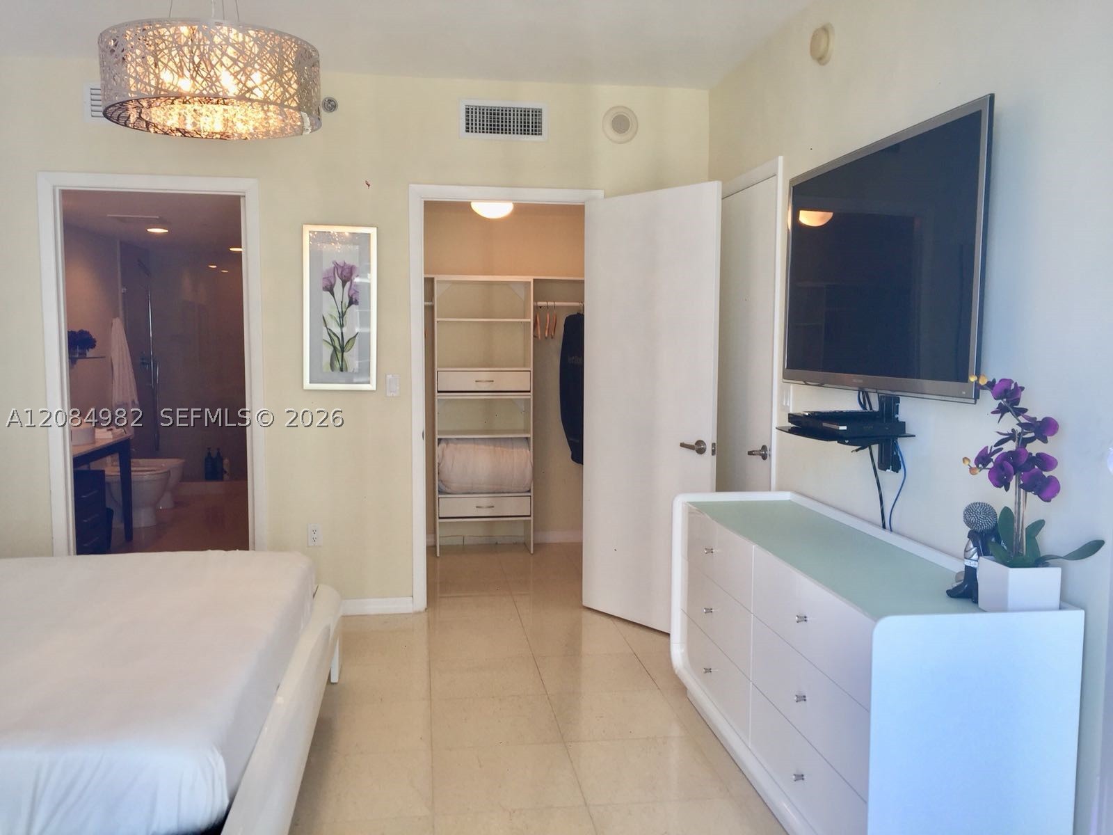495 Brickell Ave #3410, Miami FL 33131