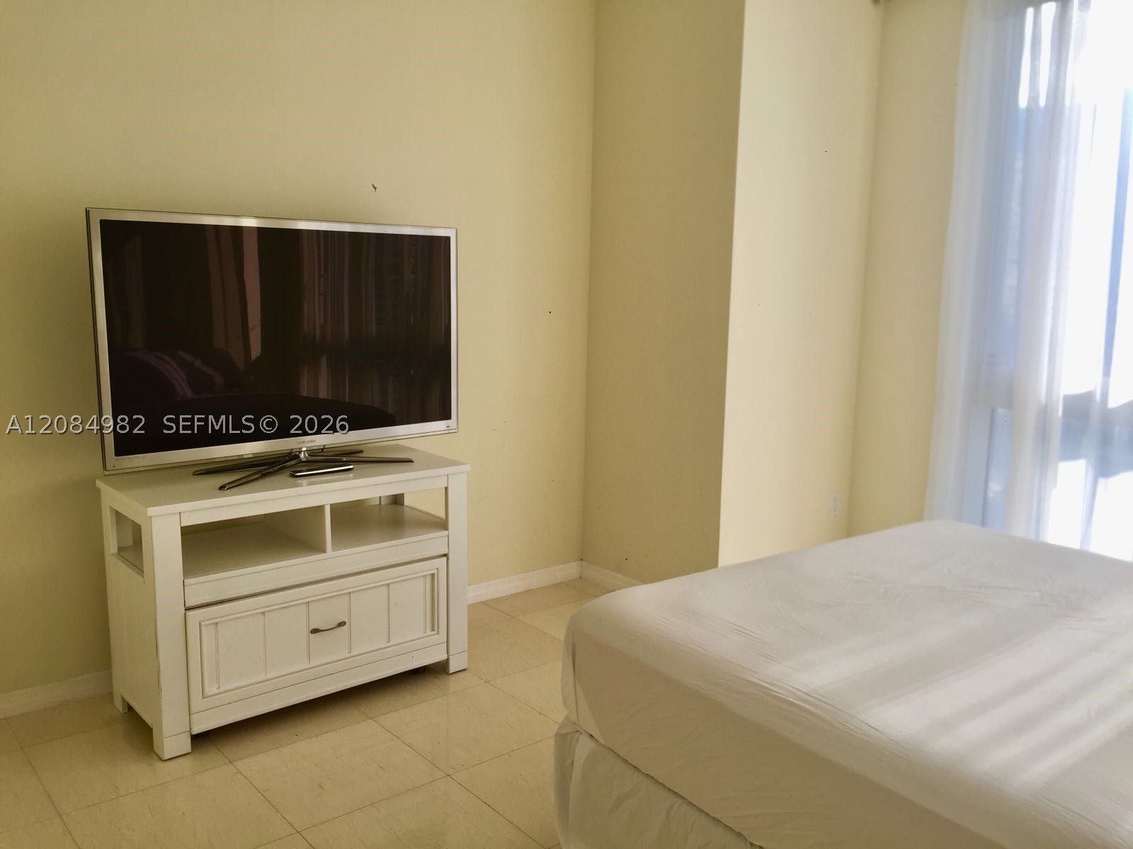 495 Brickell Ave #3410, Miami FL 33131