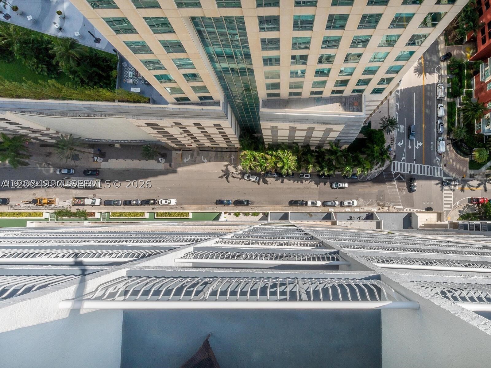 1200 Brickell Bay Dr #3210, Miami FL 33131