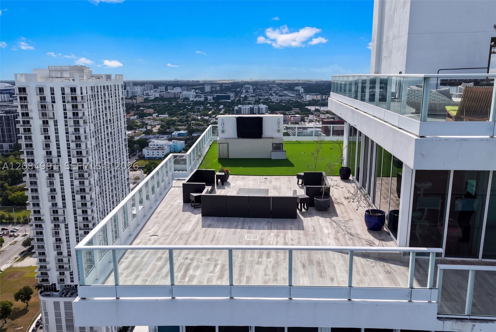 2020 N Bayshore Dr #3708, Miami FL 33137