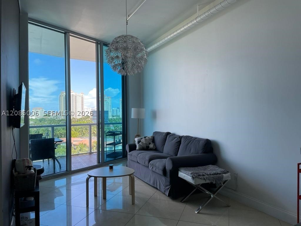 3029 NE 188th St #702, Aventura FL 33180