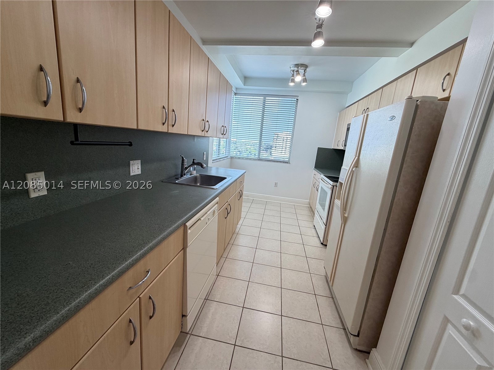 2550 SW 27th Ave #606, Miami FL 33133