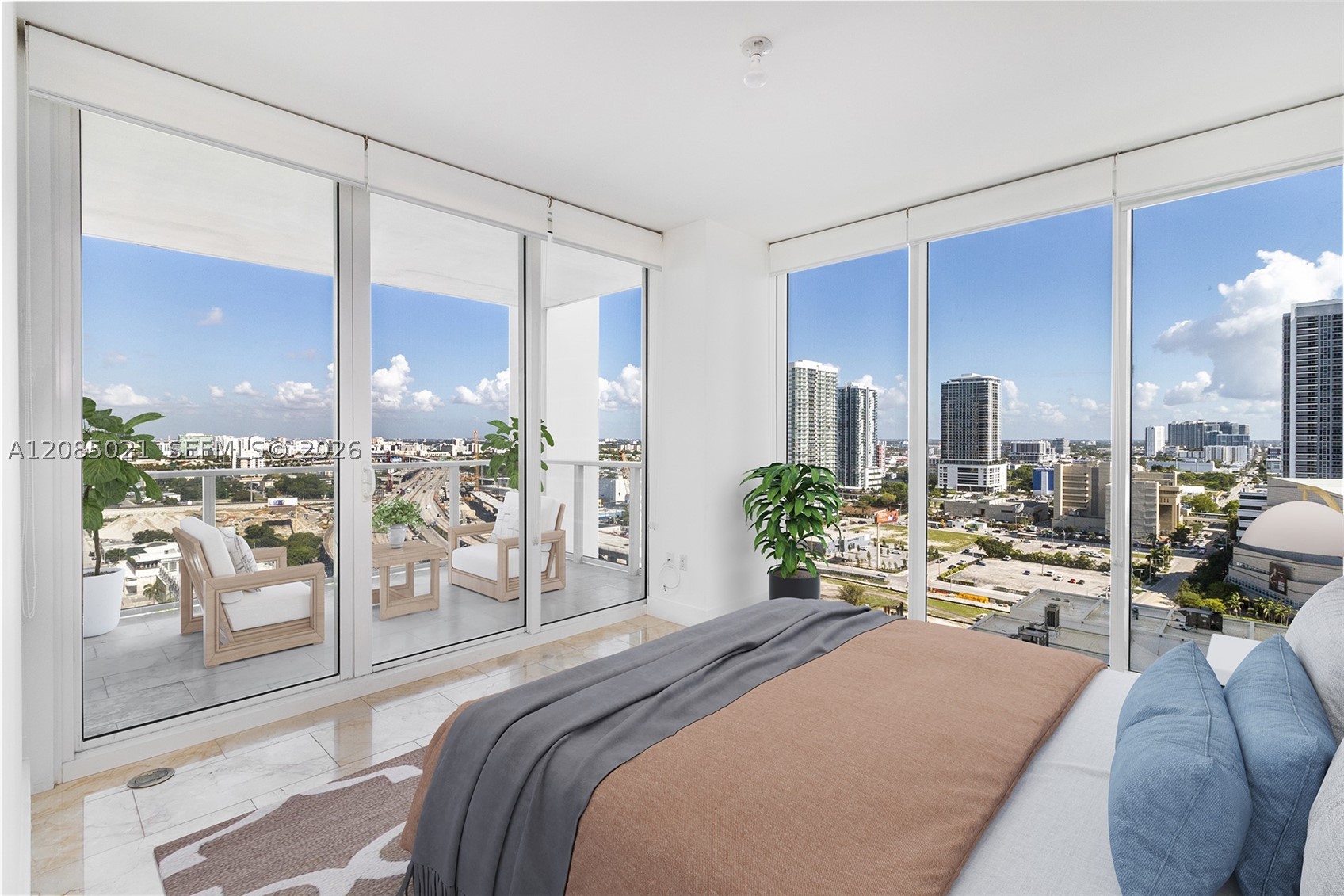 1040 Biscayne Blvd #1806, Miami FL 33132