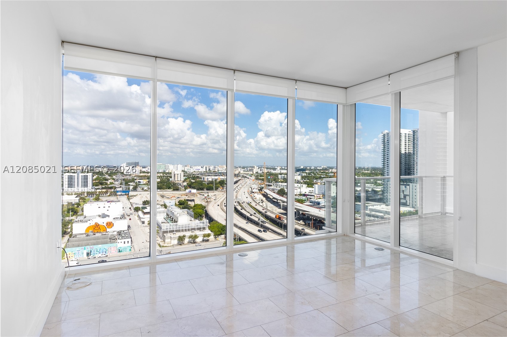 1040 Biscayne Blvd #1806, Miami FL 33132