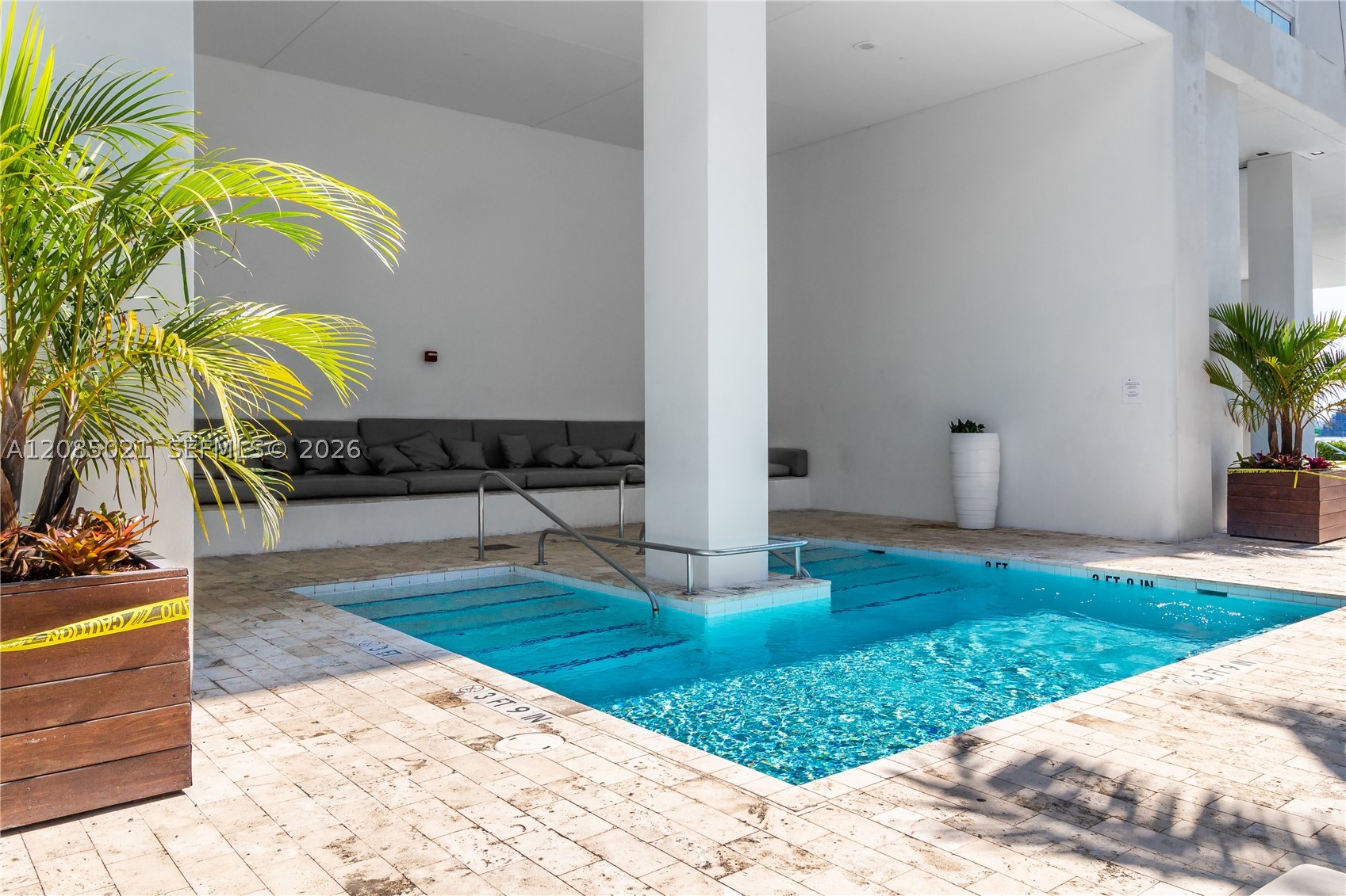 1040 Biscayne Blvd #1806, Miami FL 33132