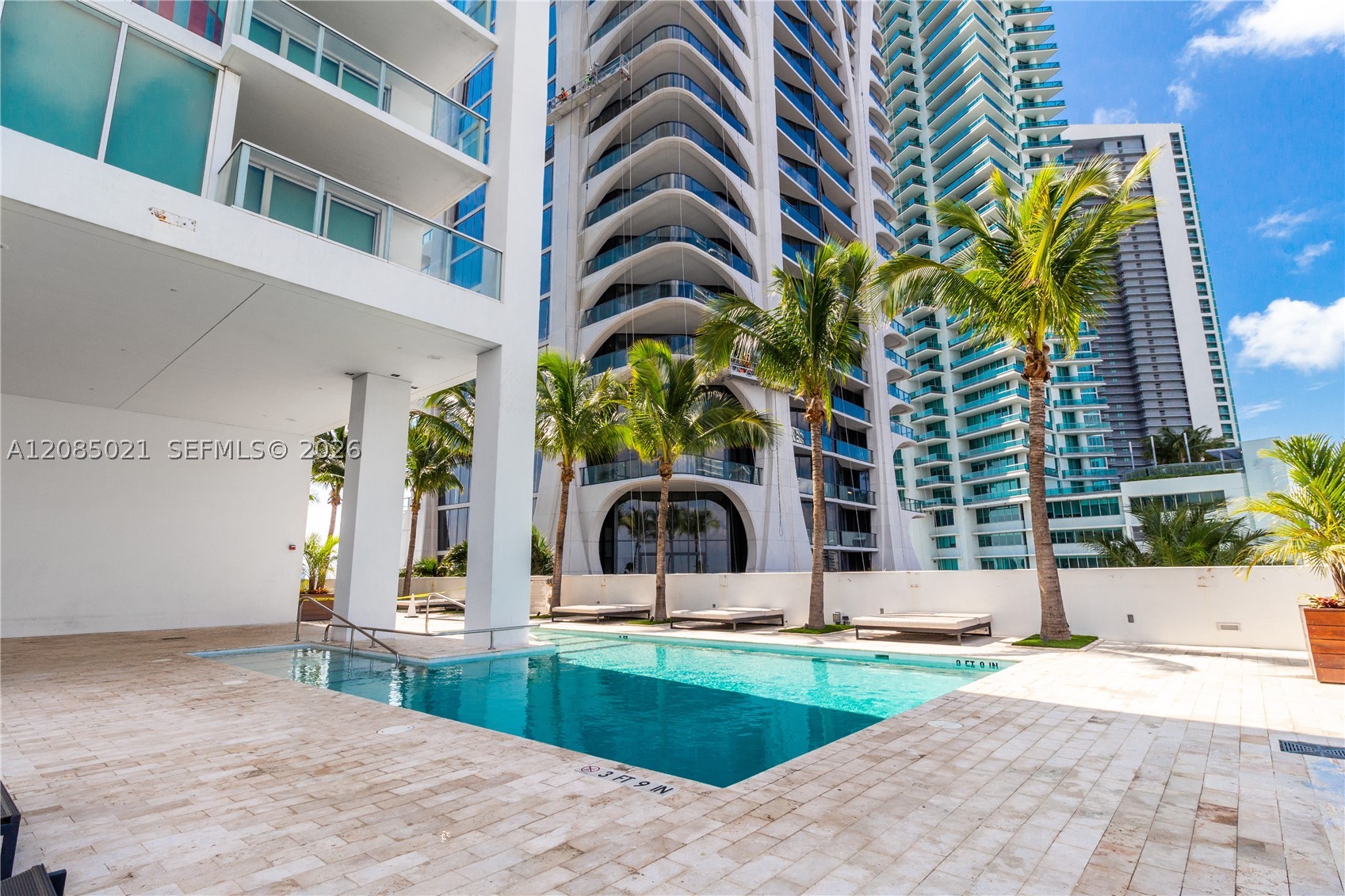 1040 Biscayne Blvd #1806, Miami FL 33132