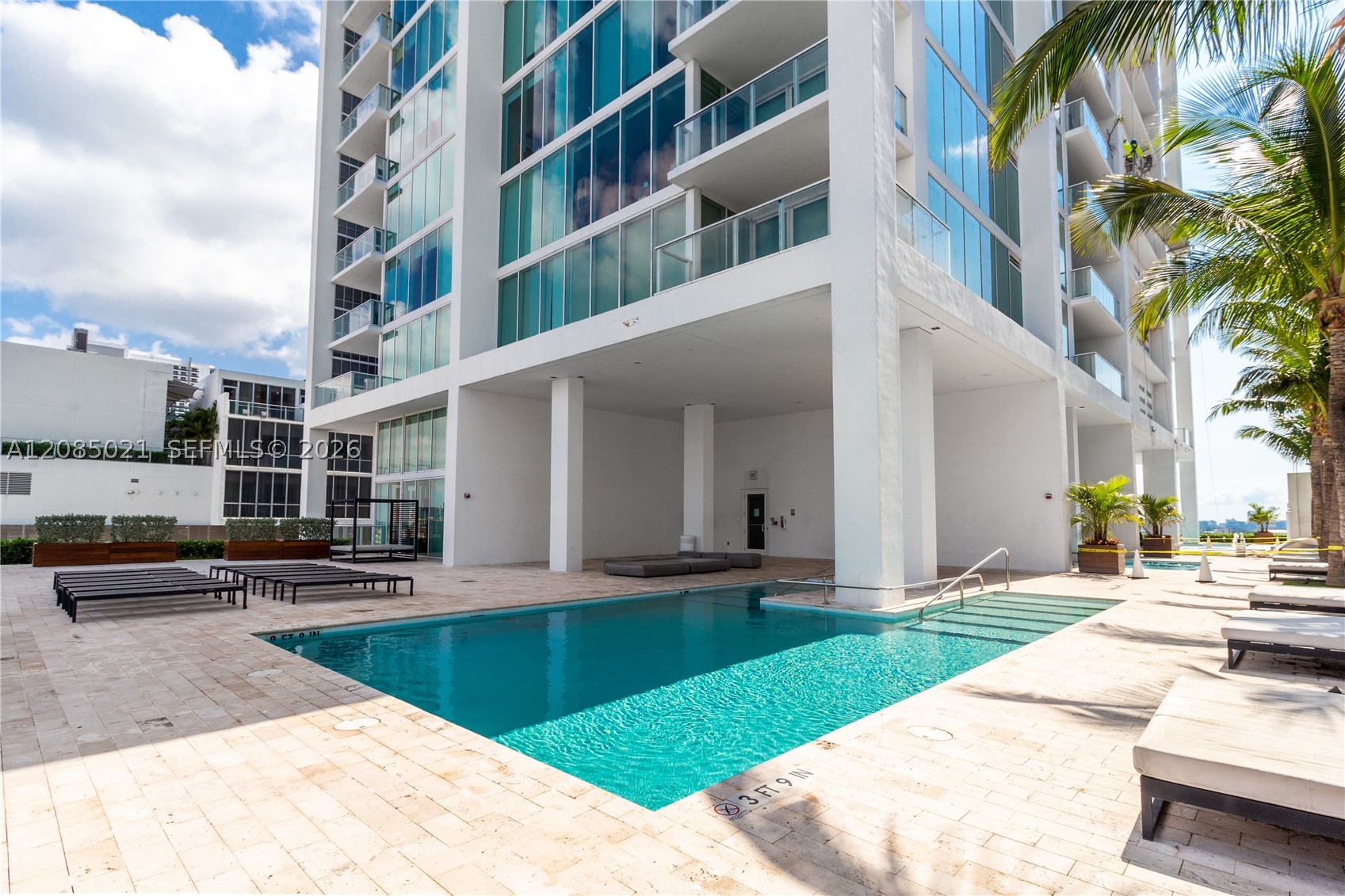 1040 Biscayne Blvd #1806, Miami FL 33132