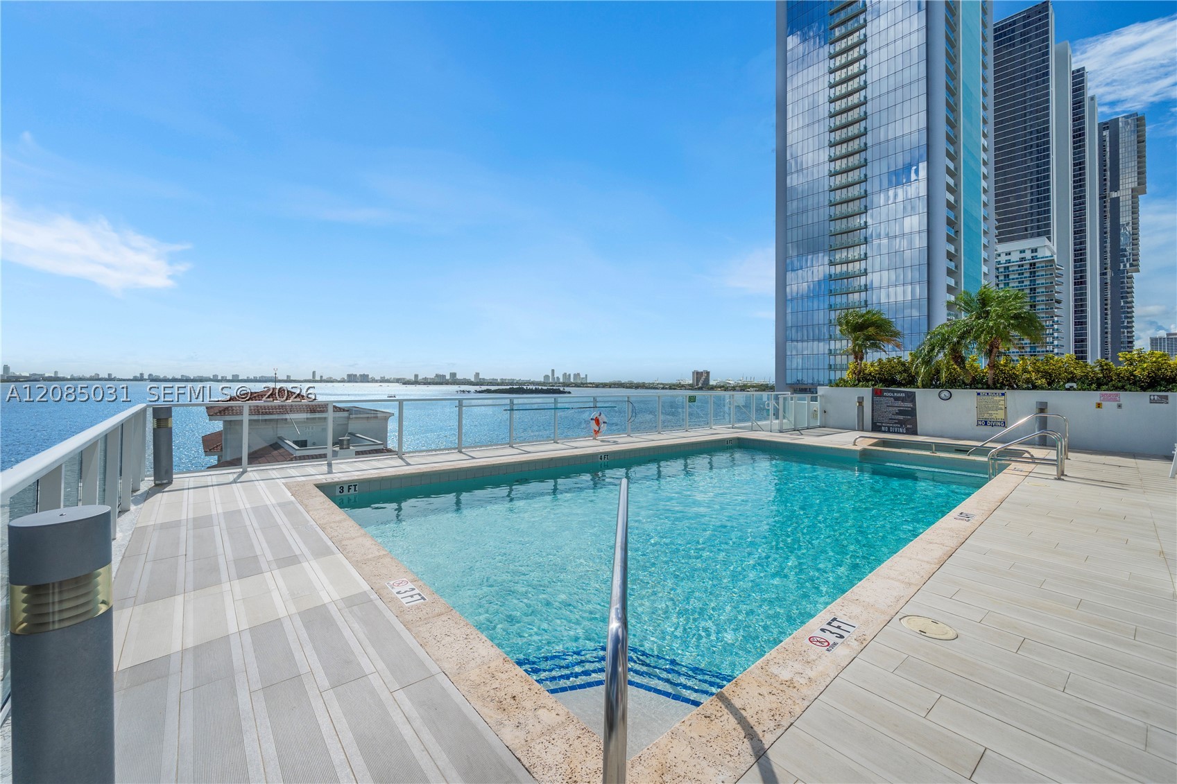 601 NE 27th St #1808, Miami FL 33137