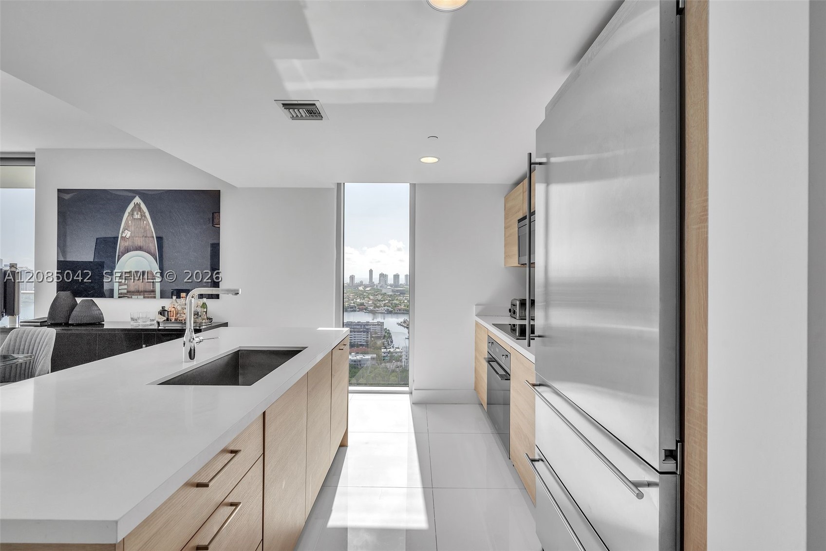 16385 Biscayne Blvd #2707, North Miami Beach FL 33160