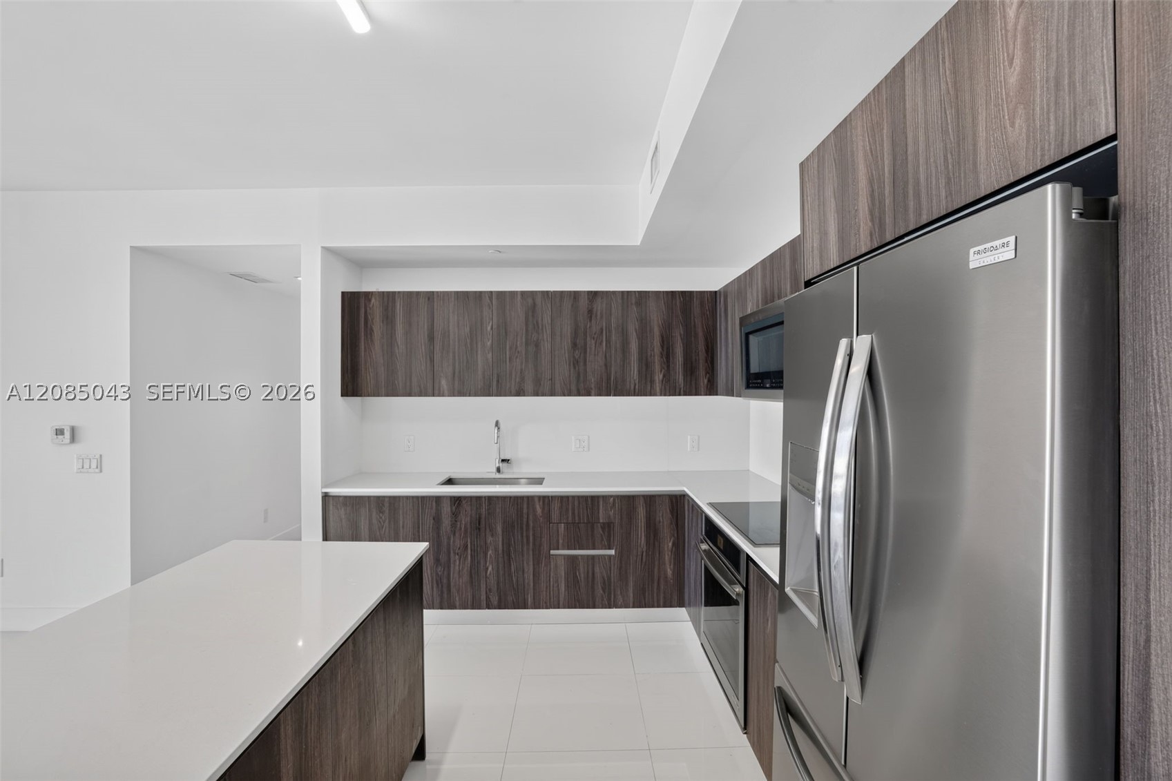2960 NE 207th St #1105, Aventura FL 33180