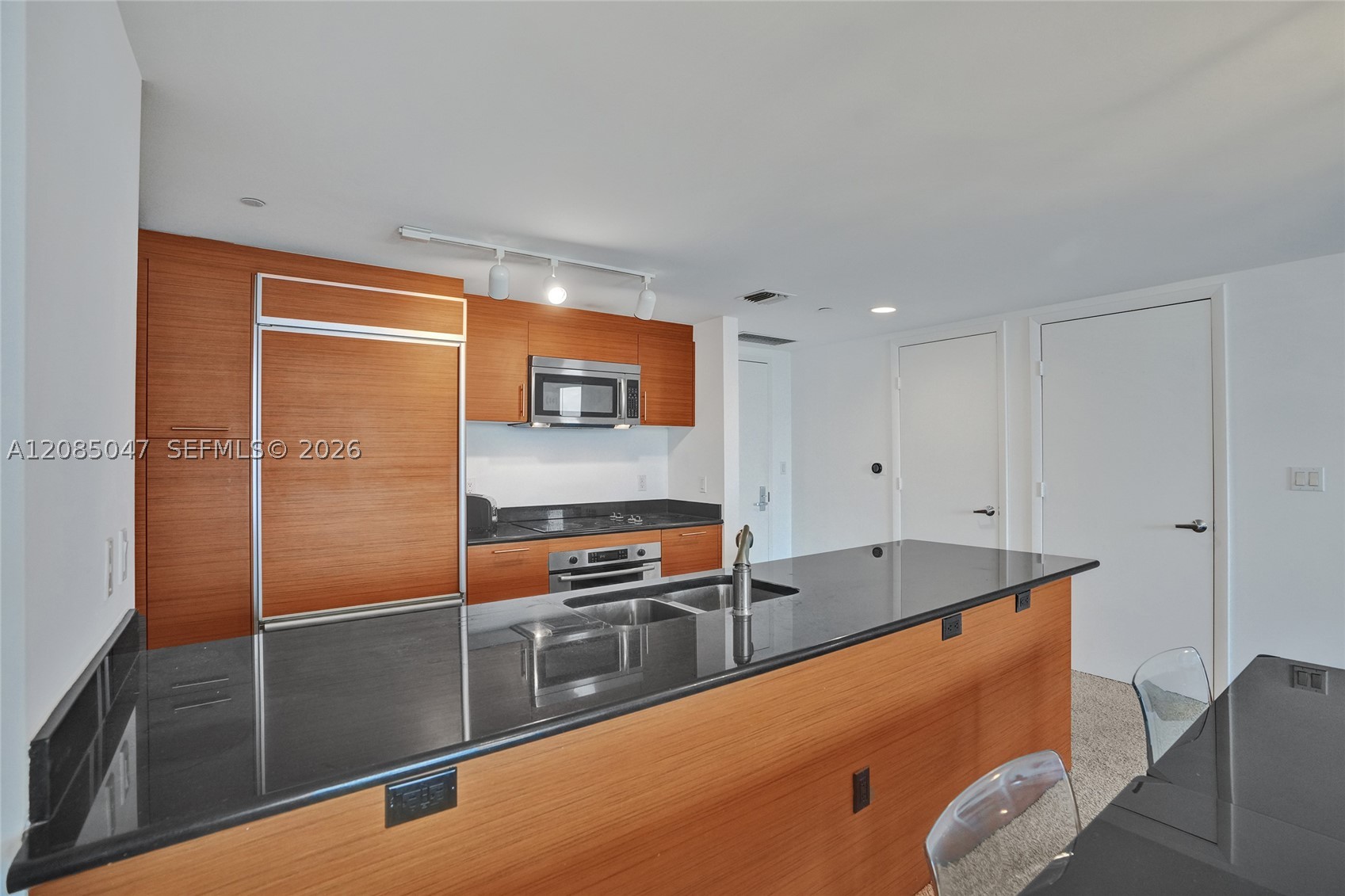 50 Biscayne Blvd #2801, Miami FL 33132