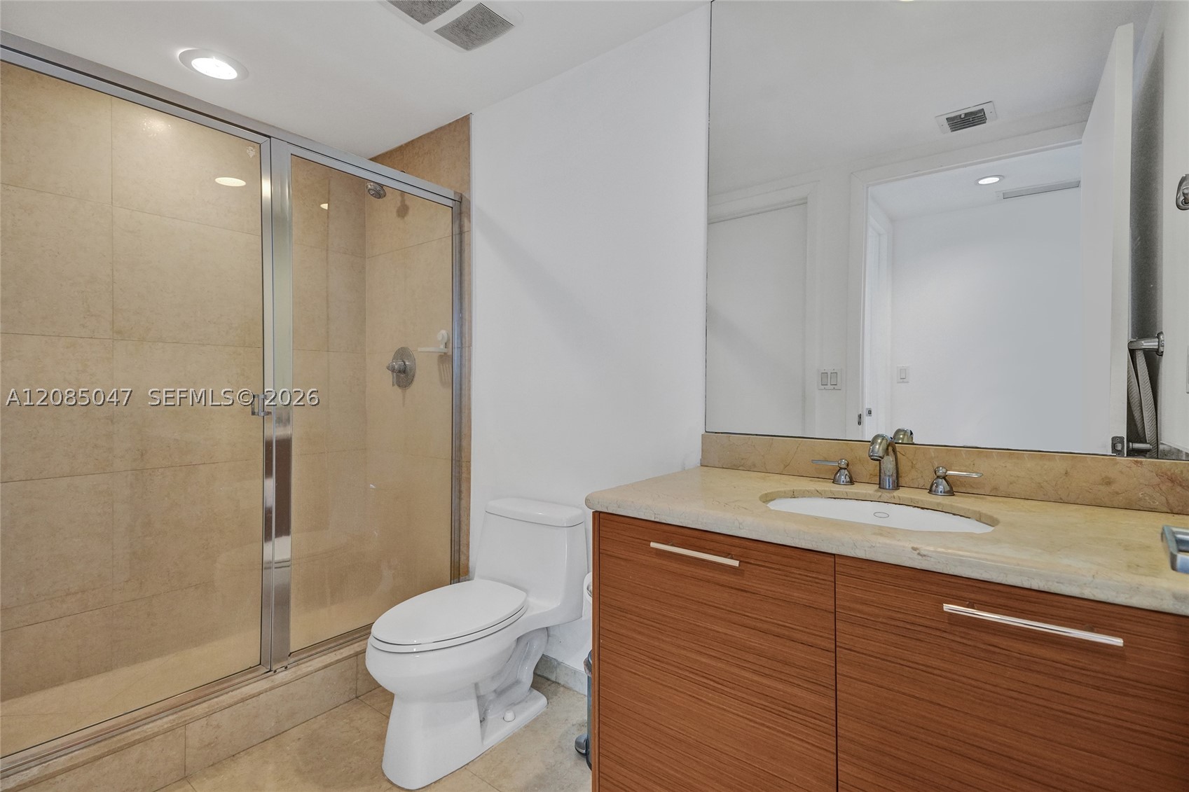 50 Biscayne Blvd #2801, Miami FL 33132