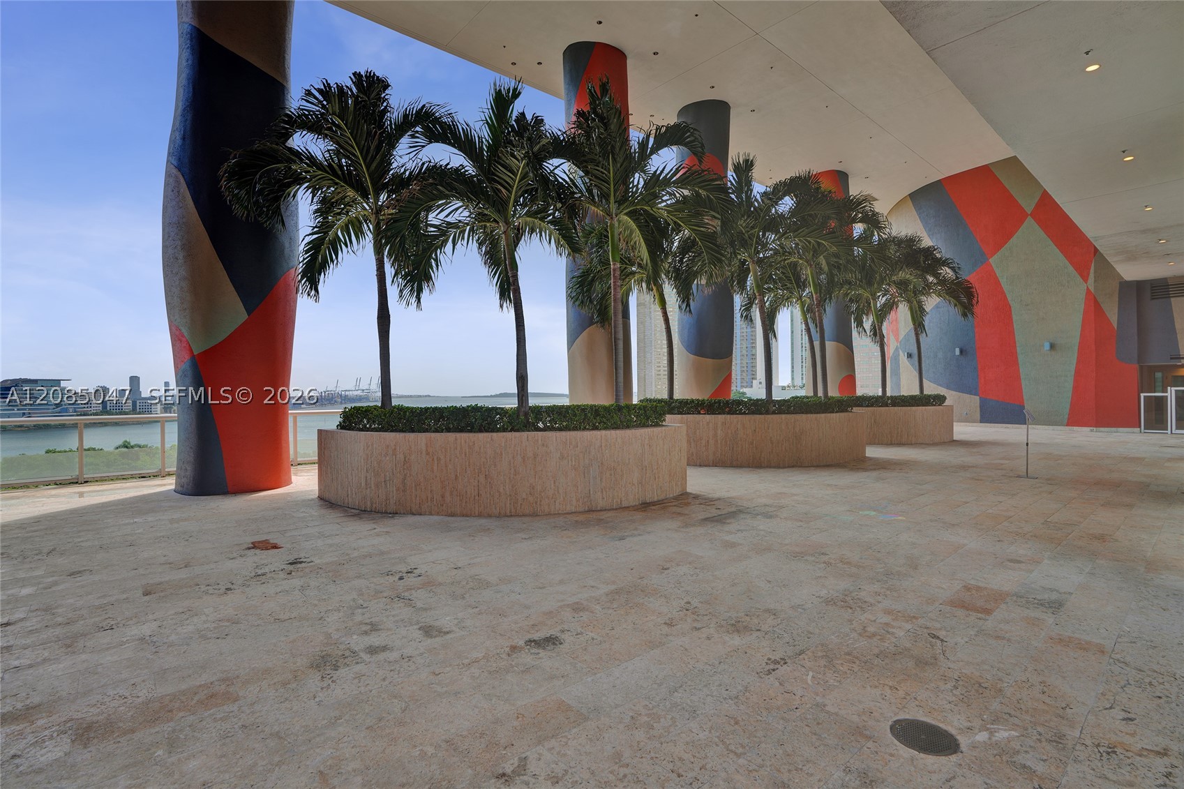 50 Biscayne Blvd #2801, Miami FL 33132