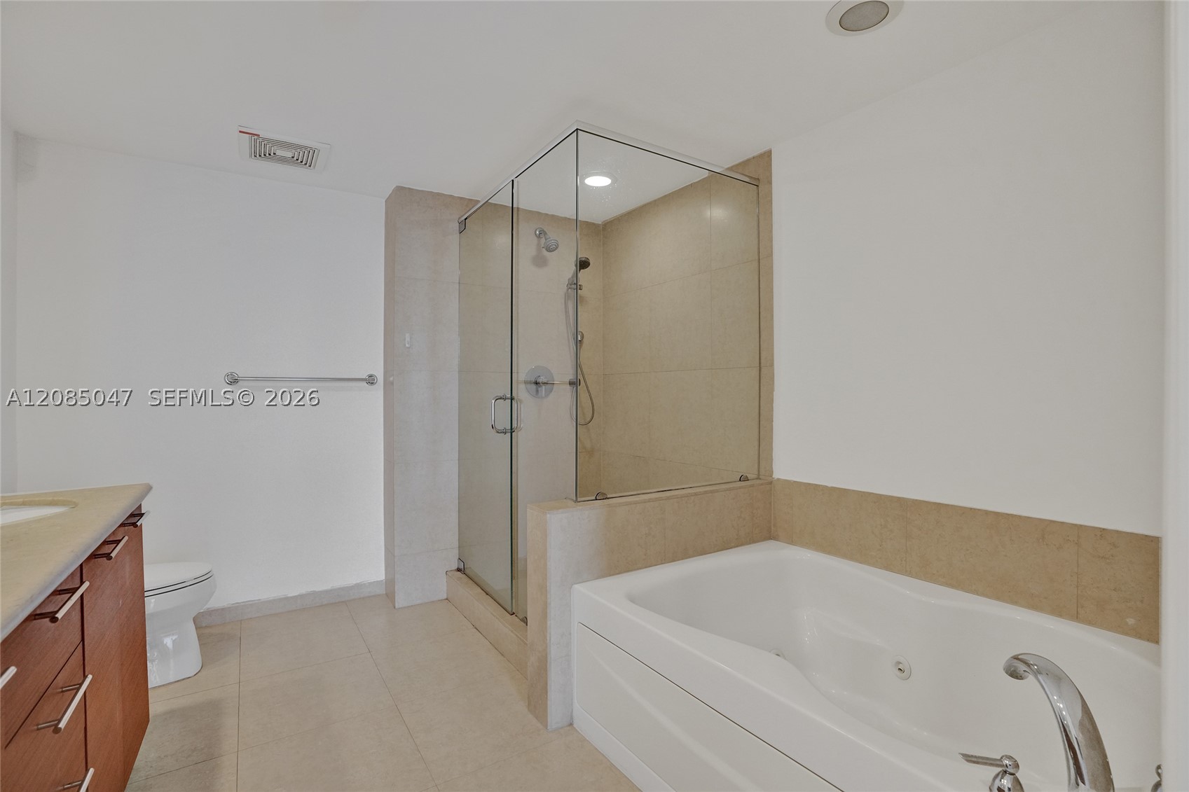50 Biscayne Blvd #2801, Miami FL 33132