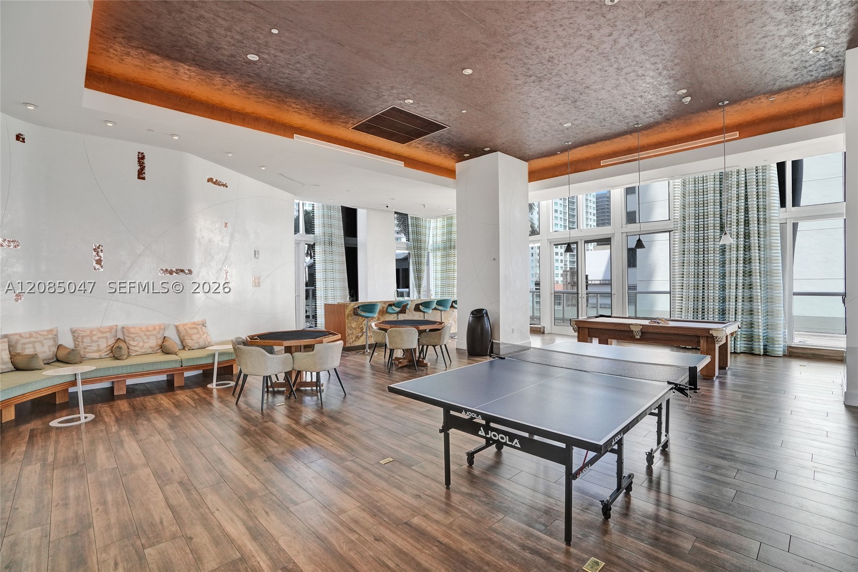 50 Biscayne Blvd #2801, Miami FL 33132