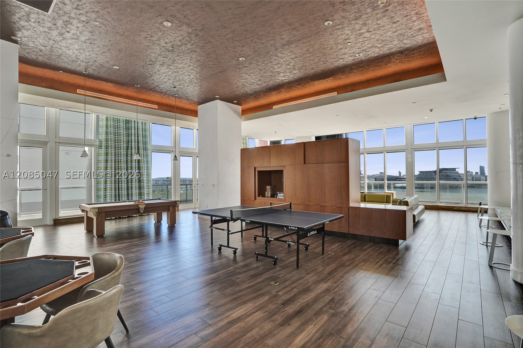 50 Biscayne Blvd #2801, Miami FL 33132