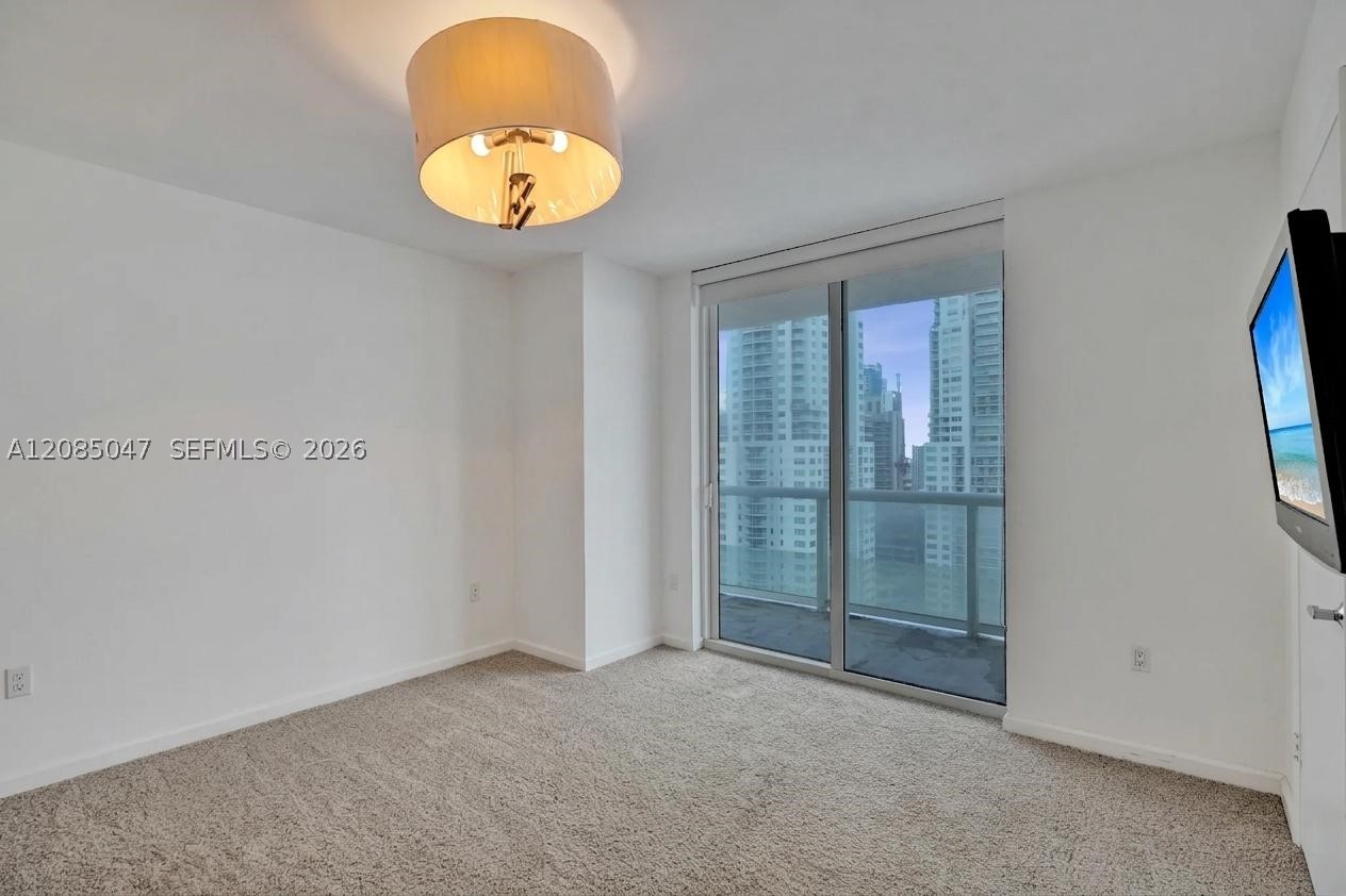 50 Biscayne Blvd #2801, Miami FL 33132