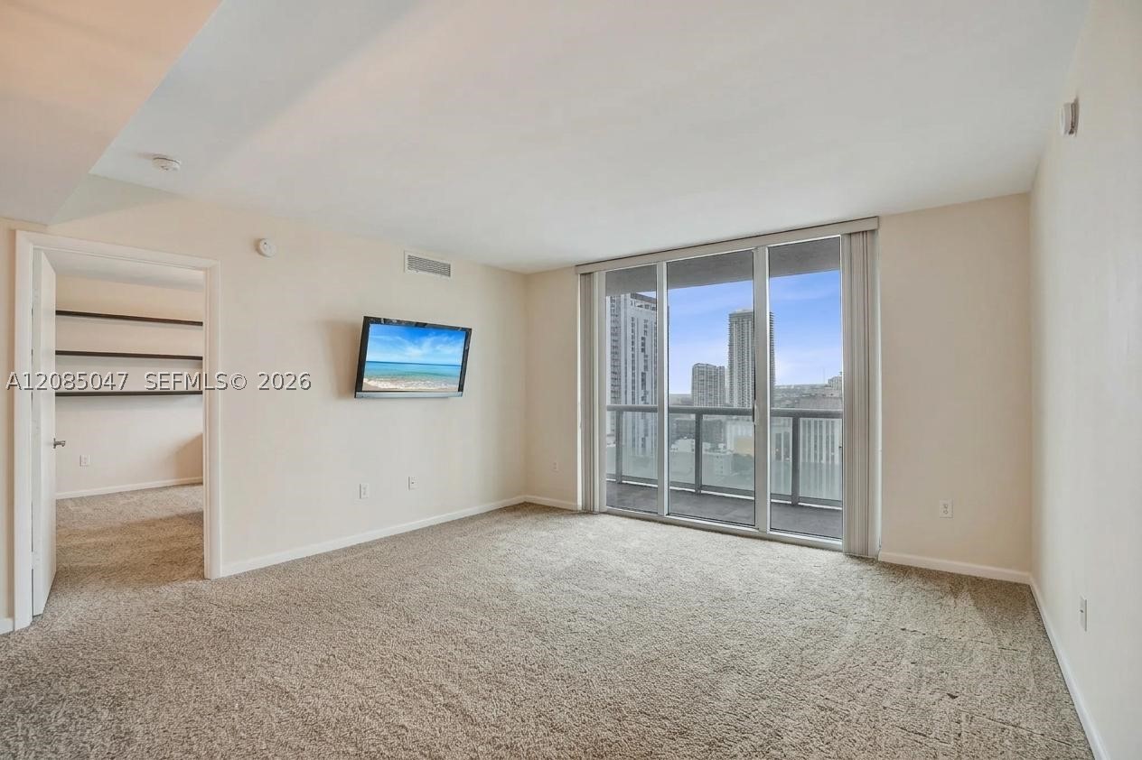 50 Biscayne Blvd #2801, Miami FL 33132