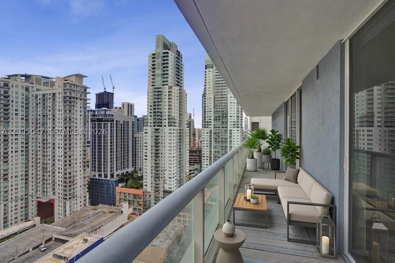 50 Biscayne Blvd #2801, Miami FL 33132