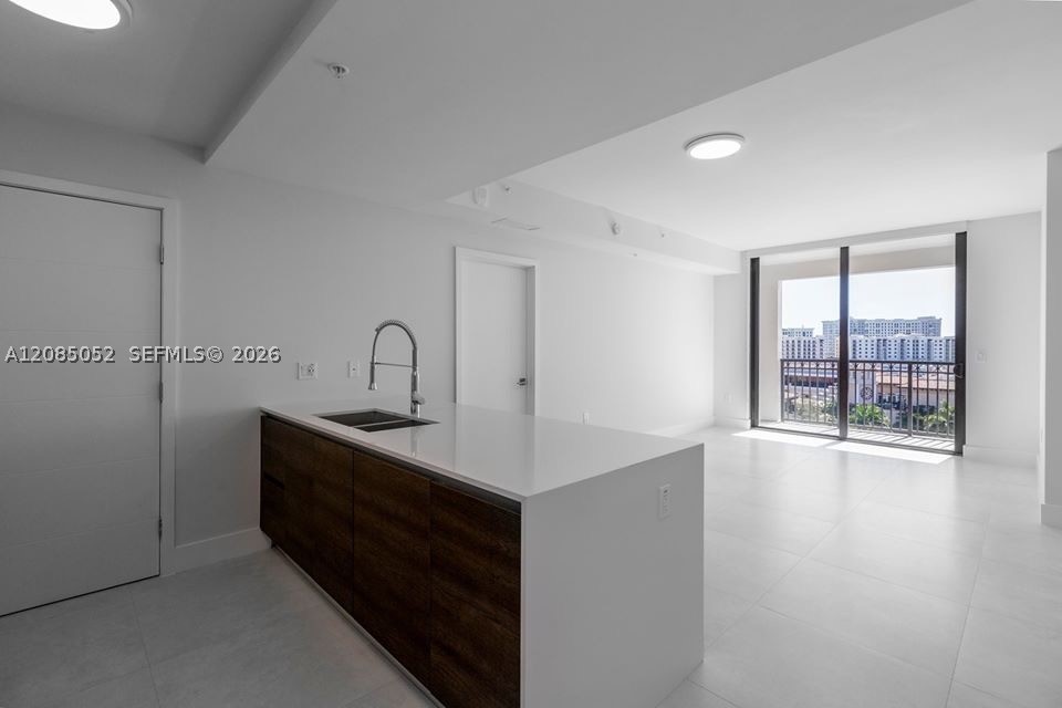 301 Altara Ave #813, Coral Gables FL 33146
