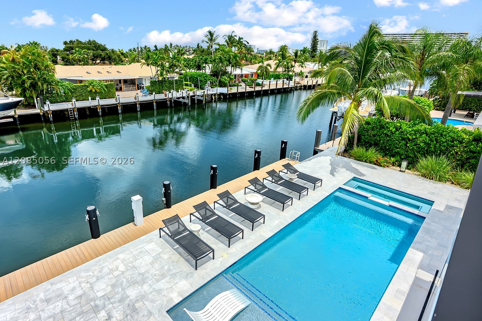 2817 NE 35th St, Fort Lauderdale FL 33306