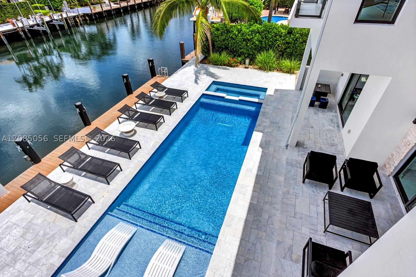 2817 NE 35th St, Fort Lauderdale FL 33306